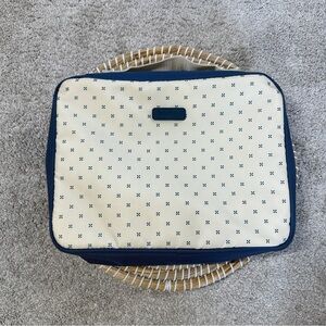 WallyBags Women’s Travel Bags Toiletry Bag Multi-Pocket in Cream Blue